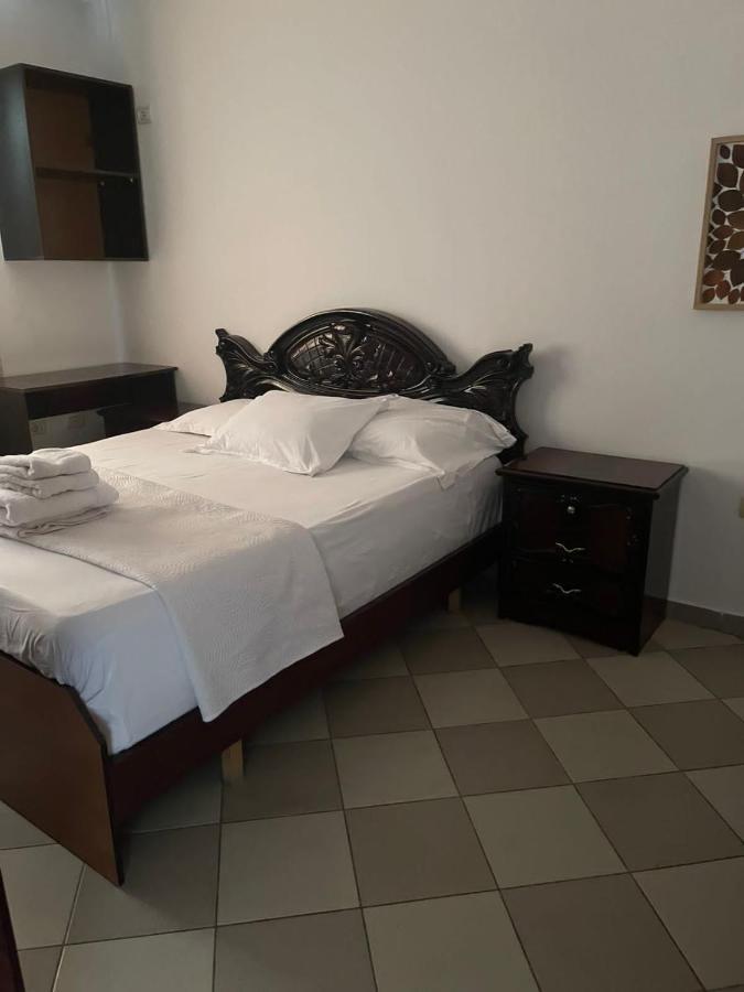 Hotel Piemonte Tirana Exterior photo