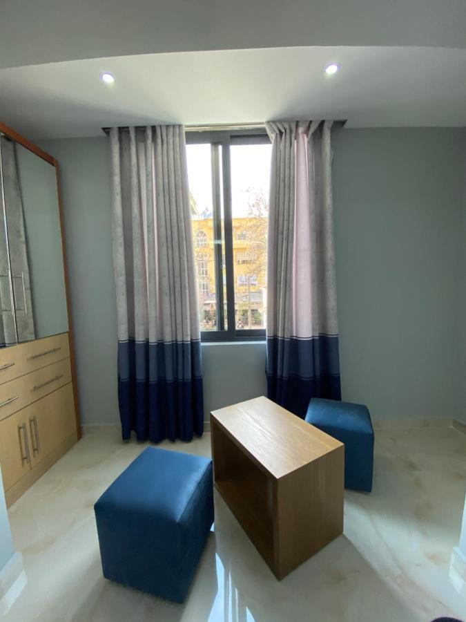 Hotel Piemonte Tirana Exterior photo