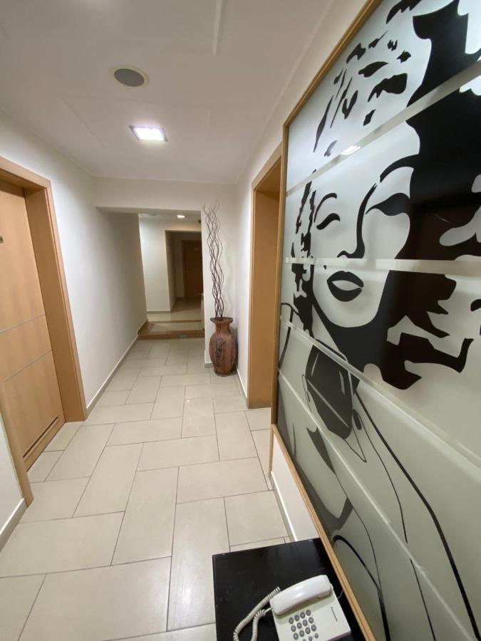 Hotel Piemonte Tirana Exterior photo